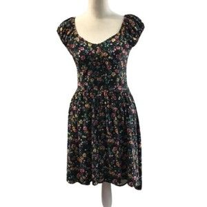 NOBO Women’s A-Line Dress Black Floral Print Size M Sort Sleeve Scoop Neck